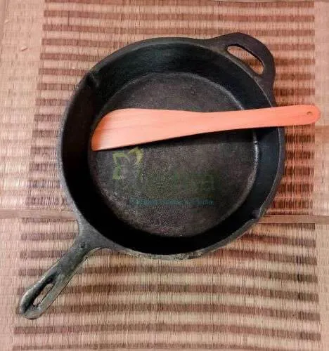 Cast Iron Skillet