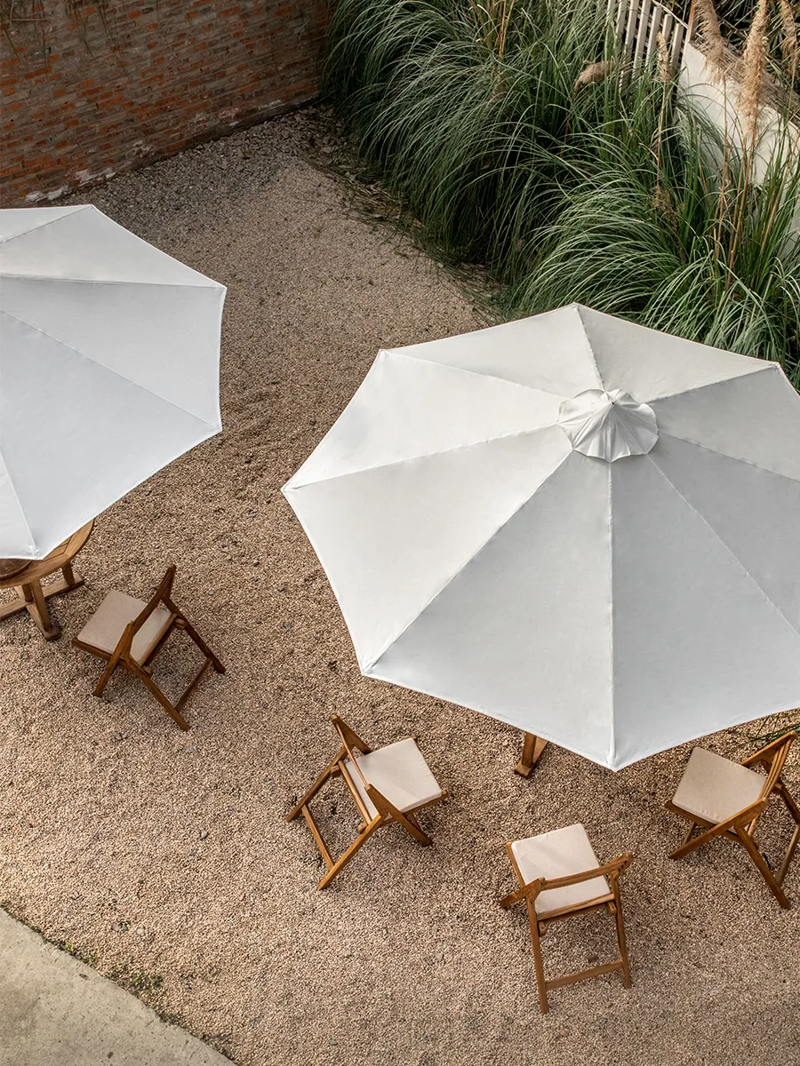 Lambda Outdoor Folding Chair